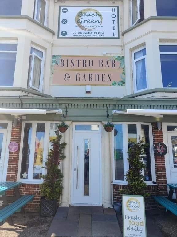 Beach Green Hotel Lancing Esterno foto